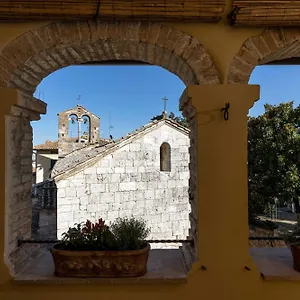 Antica Loggia San Quirico dʼOrcia